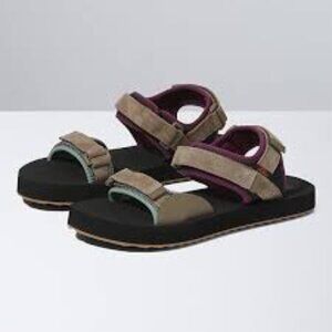 NWT VANS Outdoor Suede Tri-Lock Sandals Comfort Footbed Tread Soles Walnut - 10